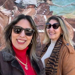 Meet your Posher, Claudia márcia